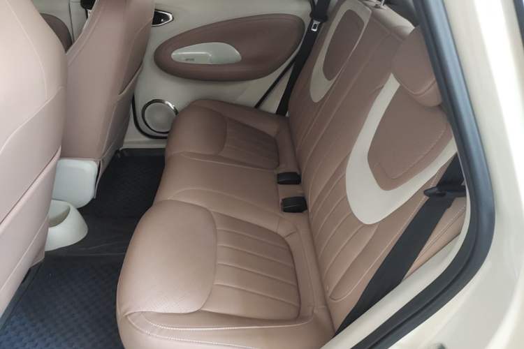 Used Wuling Bingo 2025 410 km Lingxi Deluxe Edition Left Rear Seat