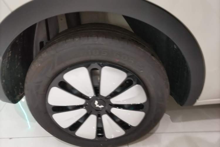 Used Wuling Bingo 2025 333 km Enjoyment Version Right Rear Wheel Hub