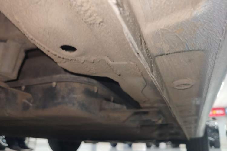 Used Wuling Bingo 2025 333 km Lingxi Connected Version Right Side Sill