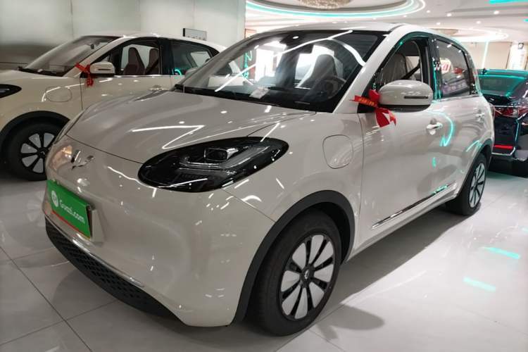 Used Wuling Bingo 2025 333 km Enjoyment Version Guazi used car, China used car export, Used car for sale, Used  cars, Cheapest cars for sale