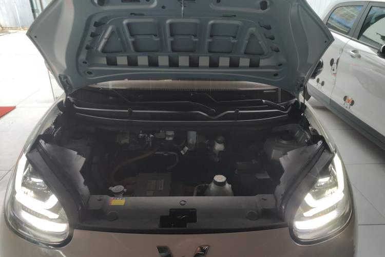Used Wuling Bingo 2025 410 km Lingxi Deluxe Edition Engine Bay