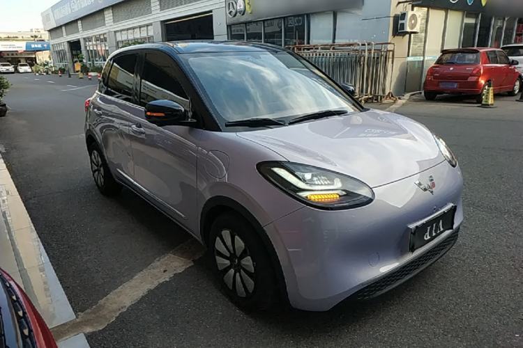 Used Wuling Bingo 2025 333 km Lingxi Deluxe Edition Front Right 45 Deg