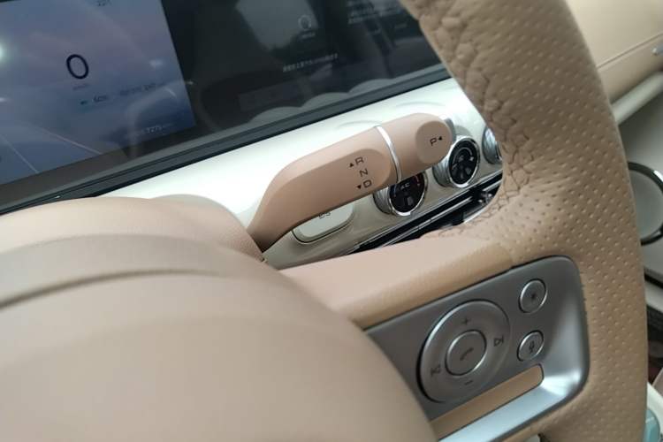 Used Wuling Bingo 2025 410 km Lingxi Deluxe Edition Gear Lever