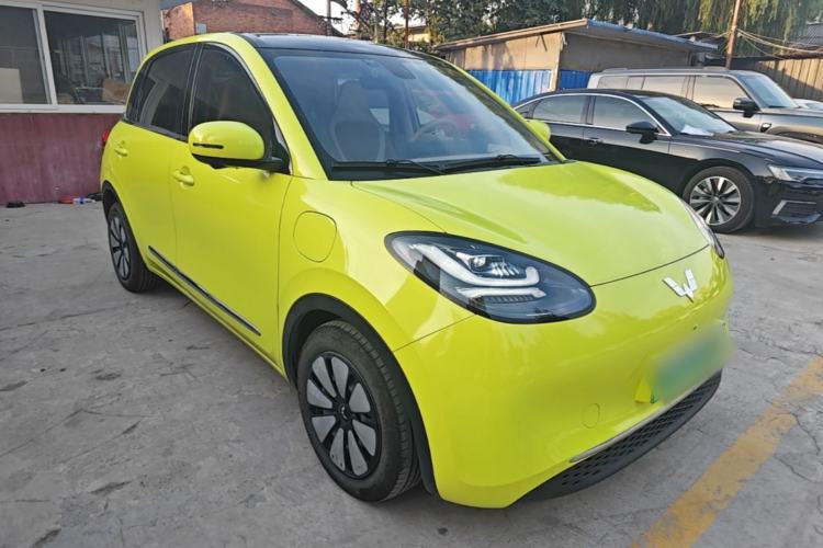 Used Wuling Bingo 2025 410 km Lingxi Deluxe Edition Front Right 45 Deg