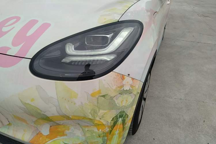 Used Wuling Bingo 2025 410 km Lingxi Deluxe Edition Left Front Headlight