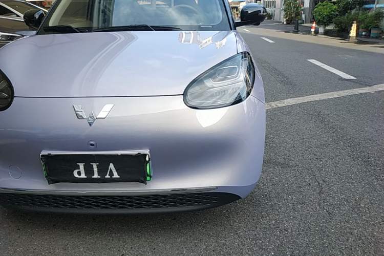 Used Wuling Bingo 2025 333 km Lingxi Deluxe Edition Left Front Headlight