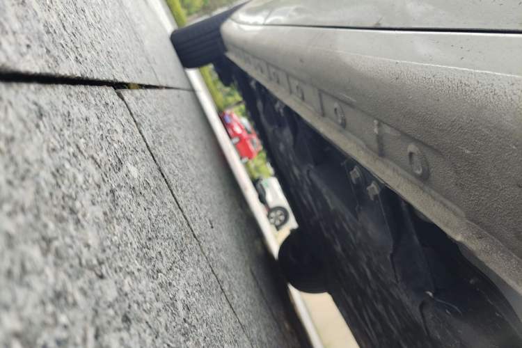 Used Wuling Bingo 2025 333 km Lingxi Connected Version Chassis Front Right