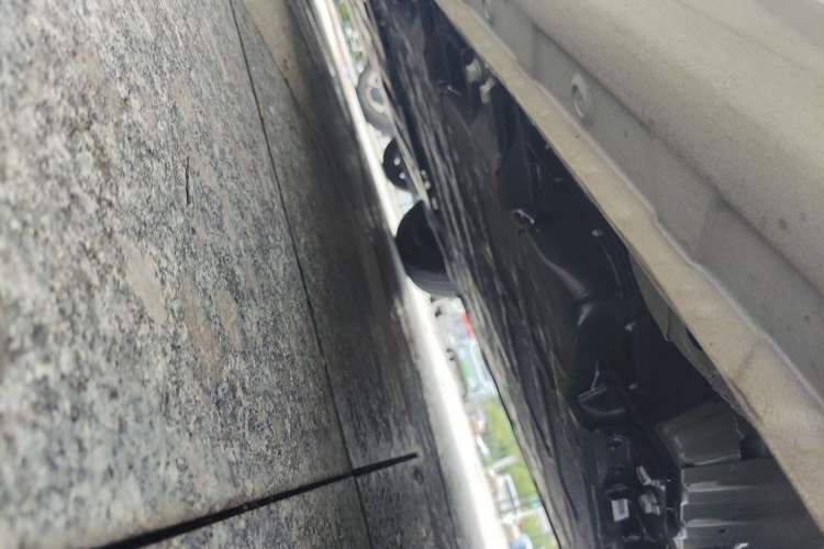 Used Wuling Bingo 2025 333 km Lingxi Connected Version Chassis Rear Left