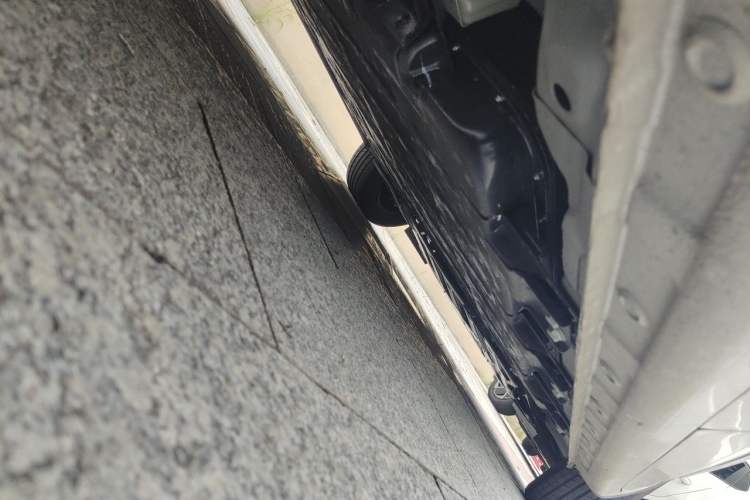 Used Wuling Bingo 2025 333 km Lingxi Connected Version Chassis Rear Right