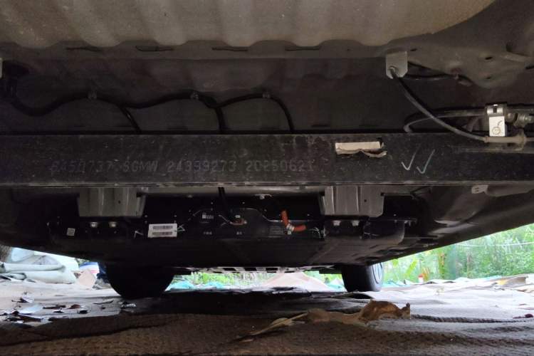 Used Wuling Bingo 2025 333 km Lingxi Connected Version Chassis Rear