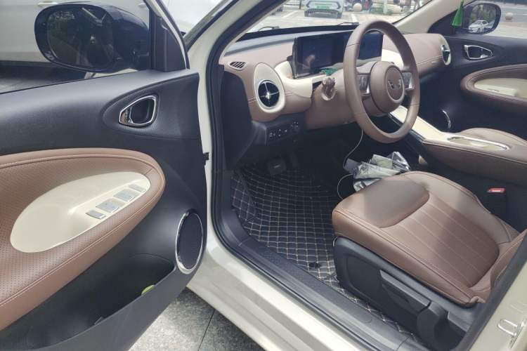 Used Wuling Bingo 2025 333 km Lingxi Connected Version Driver Seat