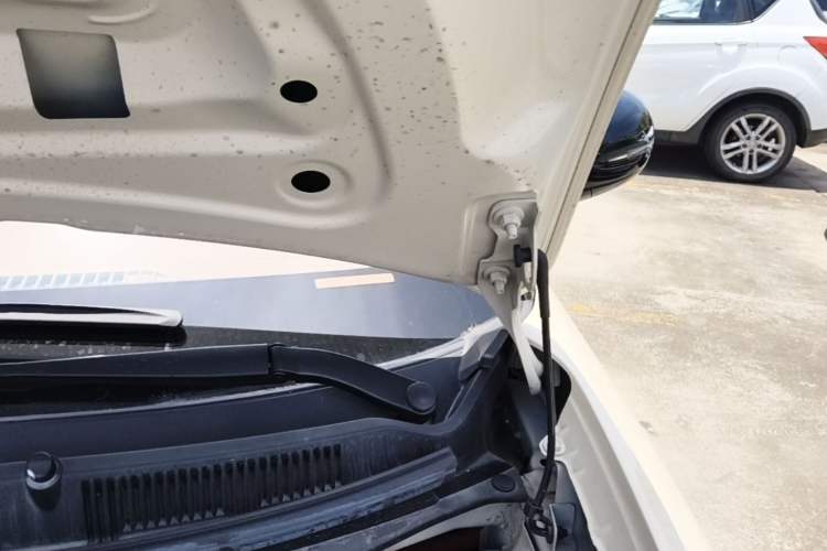 Used Wuling Bingo 2025 333 km Lingxi Connected Version Engine Bay Left