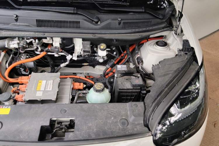 Used Wuling Bingo 2025 333 km Lingxi Connected Version Engine Bay Left