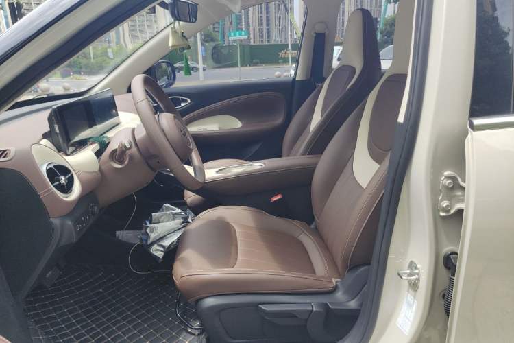 Used Wuling Bingo 2025 333 km Lingxi Connected Version Left Front Seat