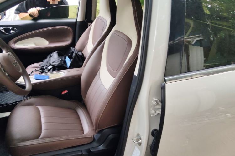 Used Wuling Bingo 2025 333 km Lingxi Connected Version Left Front Seat