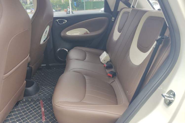 Used Wuling Bingo 2025 333 km Lingxi Connected Version Left Rear Seat