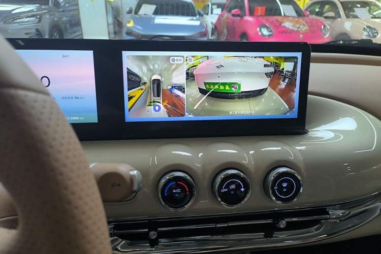 Used Wuling Bingo 2025 333 km Lingxi Deluxe Edition Audio And AC Panel