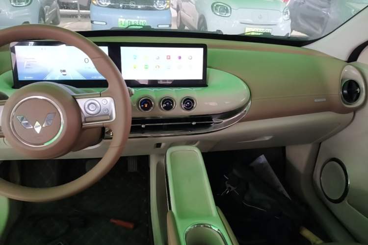 Used Wuling Bingo 2025 410 km Lingxi Deluxe Edition Audio And AC Panel