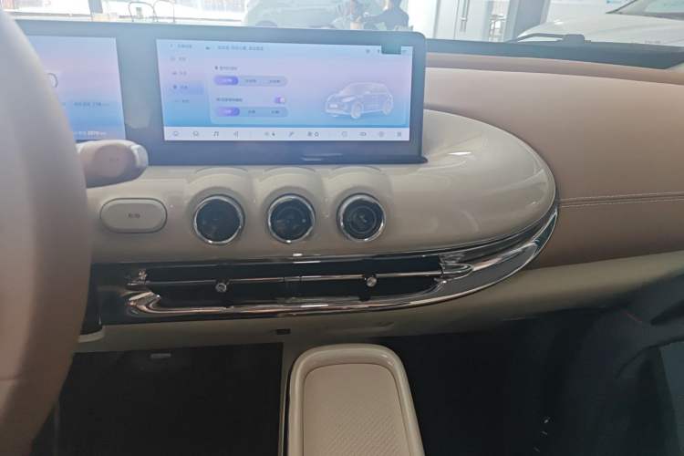 Used Wuling Bingo 2025 333 km Enjoyment Version Audio And AC Panel