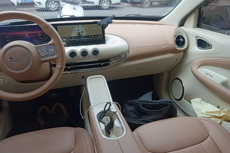 Used Wuling Bingo 2025 333 km Lingxi Deluxe Edition Audio And AC Panel