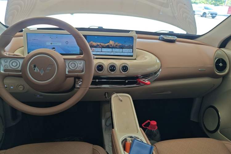 Used Wuling Bingo 2025 333 km Lingxi Connected Version Audio And AC Panel