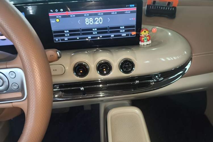 Used Wuling Bingo 2025 333 km Lingxi Connected Version Audio And AC Panel