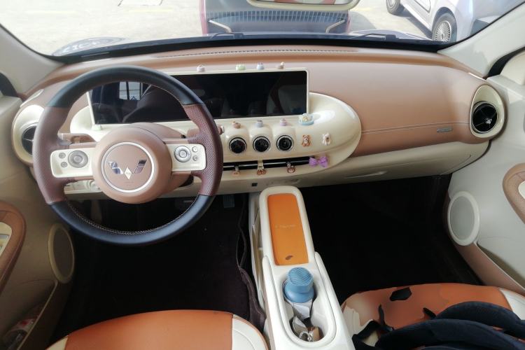 Used Wuling Bingo 2025 333 km Lingxi Connected Version Center Console