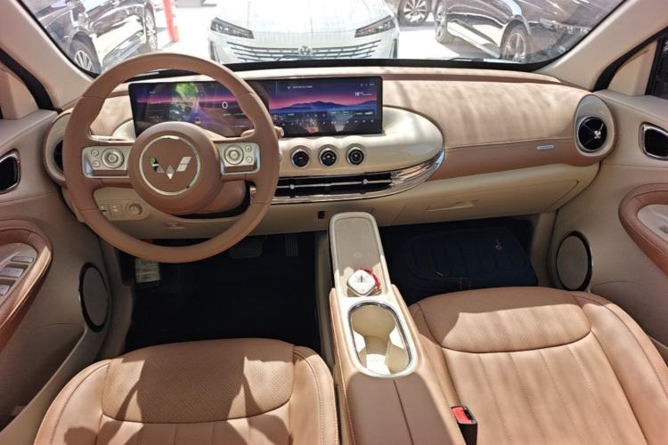 Used Wuling Bingo 2025 410 km Lingxi Deluxe Edition Center Console