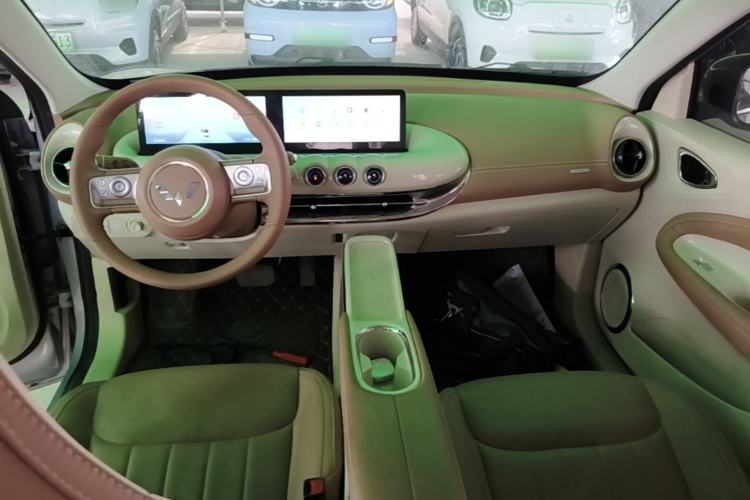 Used Wuling Bingo 2025 410 km Lingxi Deluxe Edition Center Console