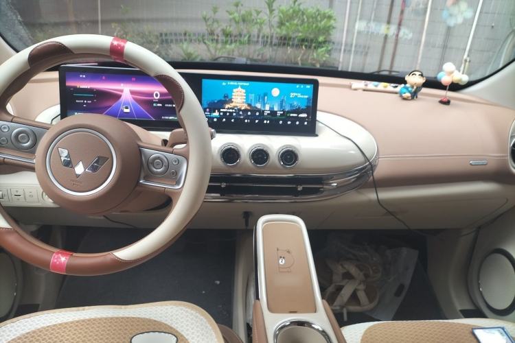 Used Wuling Bingo 2025 333 km Lingxi Connected Version Center Console