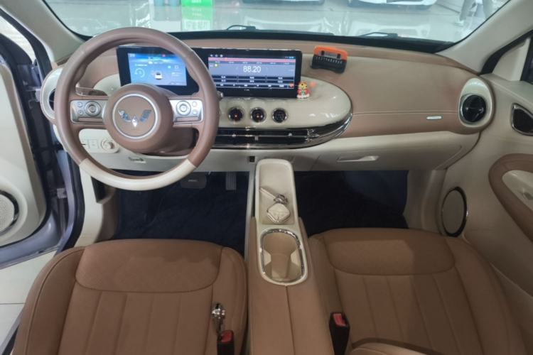Used Wuling Bingo 2025 333 km Lingxi Connected Version Center Console