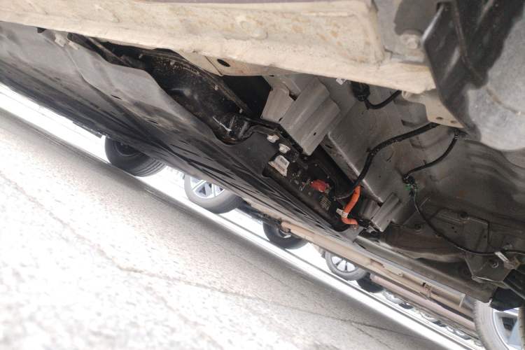 Used Wuling Bingo 2025 333 km Lingxi Deluxe Edition Chassis Rear Left