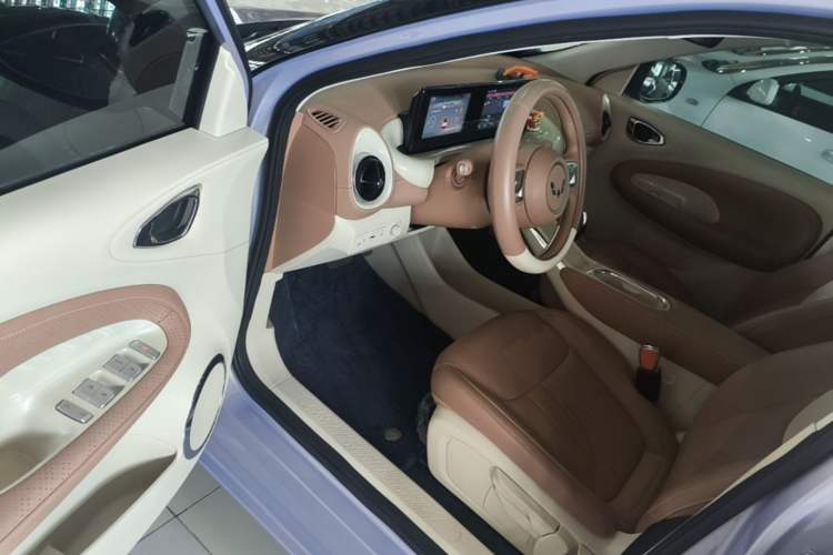 Used Wuling Bingo 2025 333 km Lingxi Connected Version Driver Seat