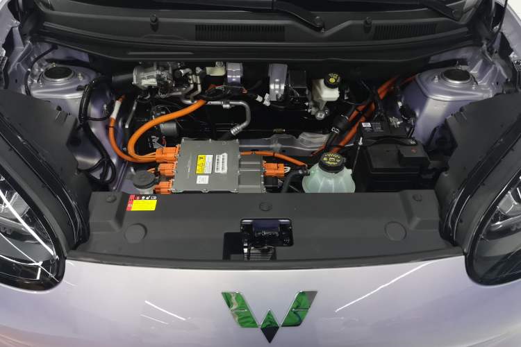 Used Wuling Bingo 2025 333 km Enjoyment Version Engine Bay