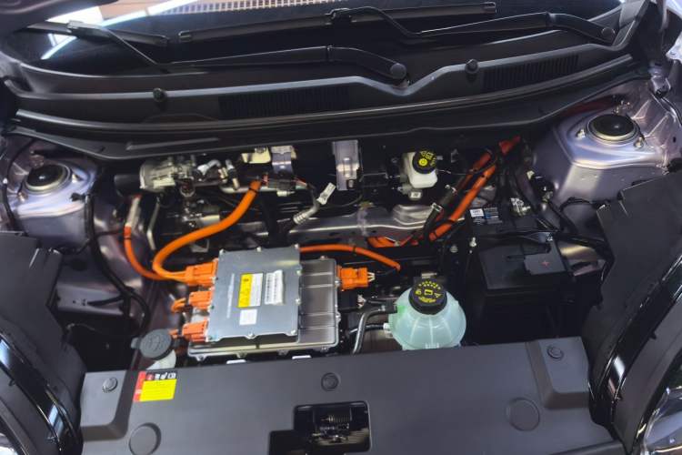 Used Wuling Bingo 2025 333 km Enjoyment Version Engine Bay