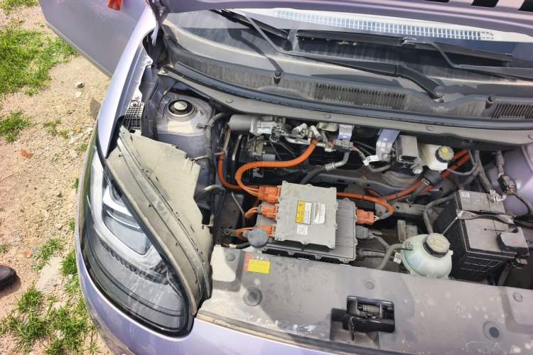 Used Wuling Bingo 2025 333 km Lingxi Connected Version Engine Bay Right