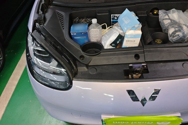 Used Wuling Bingo 2025 333 km Enjoyment Version Engine Bay Right
