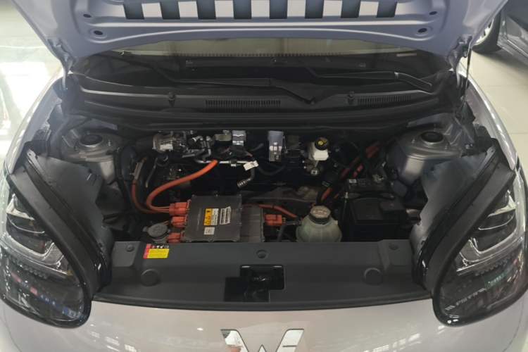 Used Wuling Bingo 2025 333 km Lingxi Connected Version Engine Bay