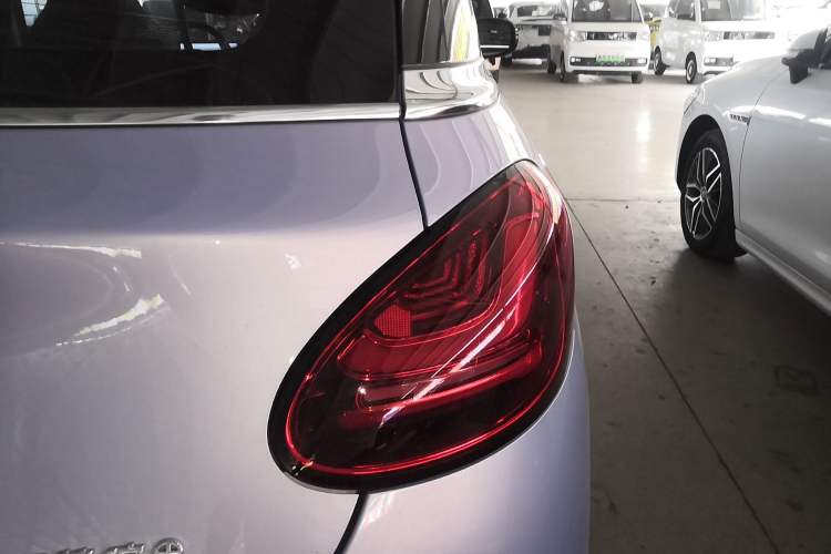Used Wuling Bingo 2025 333 km Lingxi Connected Version Exterior 3
