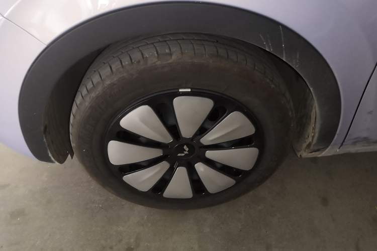 Used Wuling Bingo 2025 333 km Lingxi Connected Version Exterior 4
