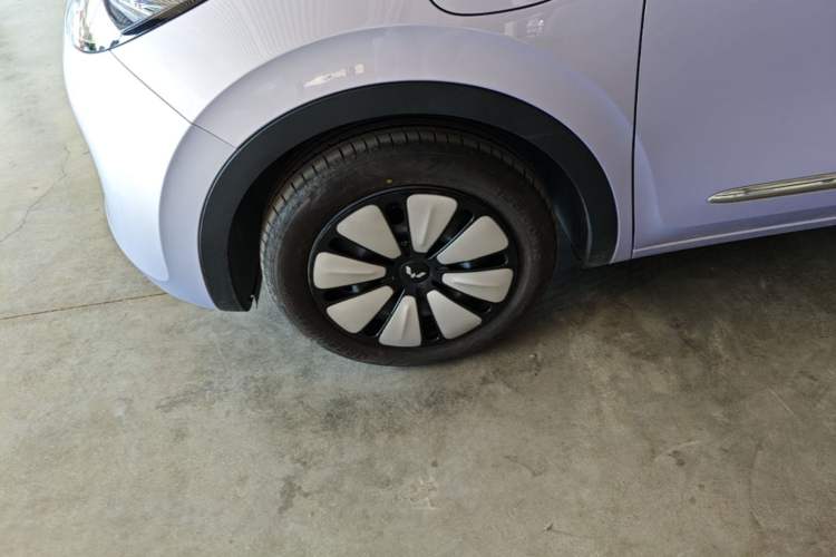 Used Wuling Bingo 2025 333 km Lingxi Connected Version Exterior 4