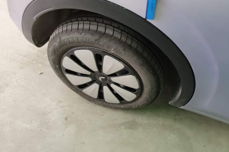 Used Wuling Bingo 2025 410 km Lingxi Deluxe Edition Exterior 5