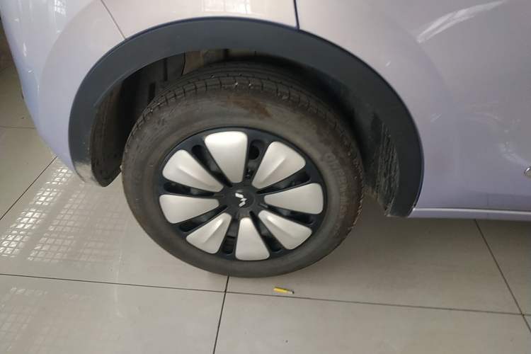 Used Wuling Bingo 2025 410 km Lingxi Deluxe Edition Exterior 5