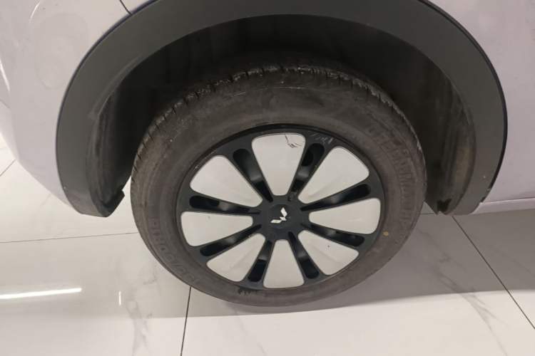 Used Wuling Bingo 2025 410 km Lingxi Deluxe Edition Exterior 5