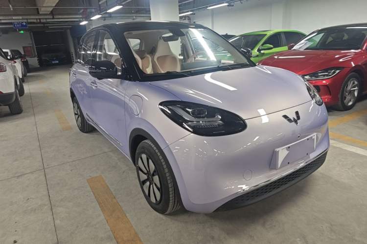 Used Wuling Bingo 2025 333 km Lingxi Deluxe Edition Front Right 45 Deg