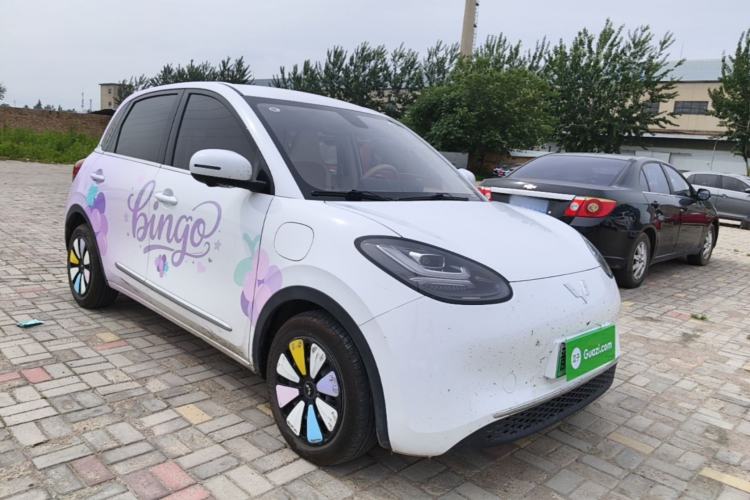 Used Wuling Bingo 2025 410 km Lingxi Deluxe Edition Front Right 45 Deg