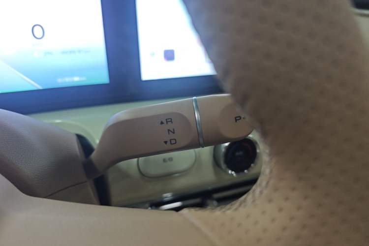 Used Wuling Bingo 2025 333 km Lingxi Deluxe Edition Gear Lever