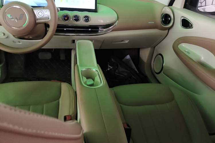 Used Wuling Bingo 2025 410 km Lingxi Deluxe Edition Gear Lever