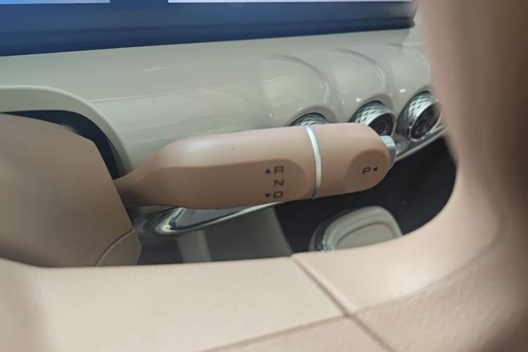 Used Wuling Bingo 2025 333 km Enjoyment Version Gear Lever