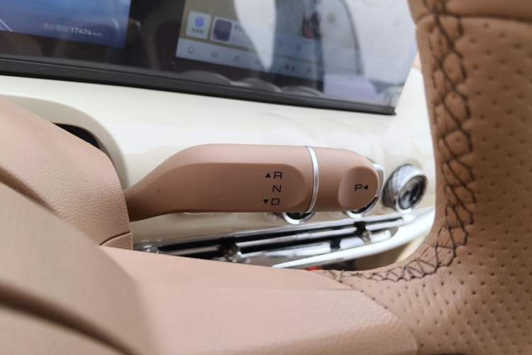 Used Wuling Bingo 2025 410 km Lingxi Deluxe Edition Gear Lever